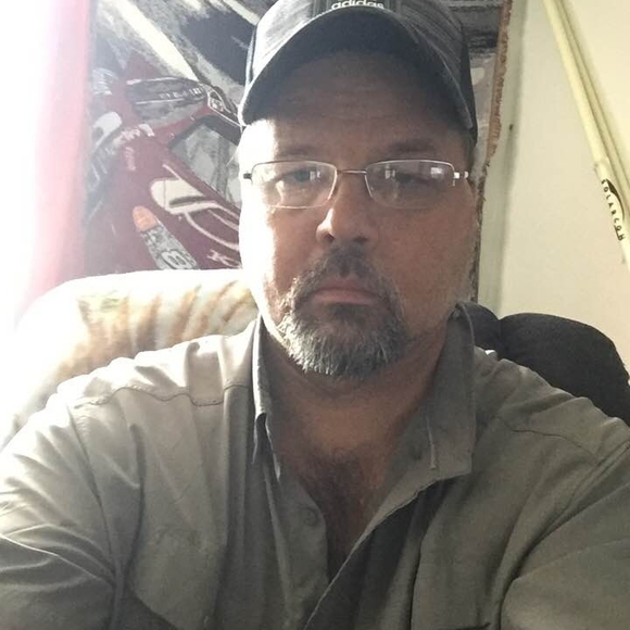 Meet your Posher, Gary - Picture 1 of 1